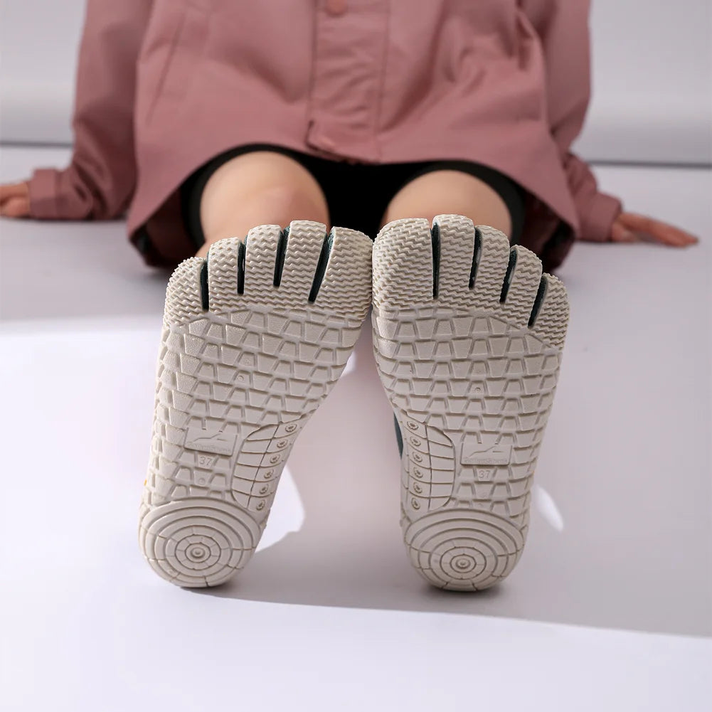 Gallonshark Barefoot Magic Claw Five Finger Shoes